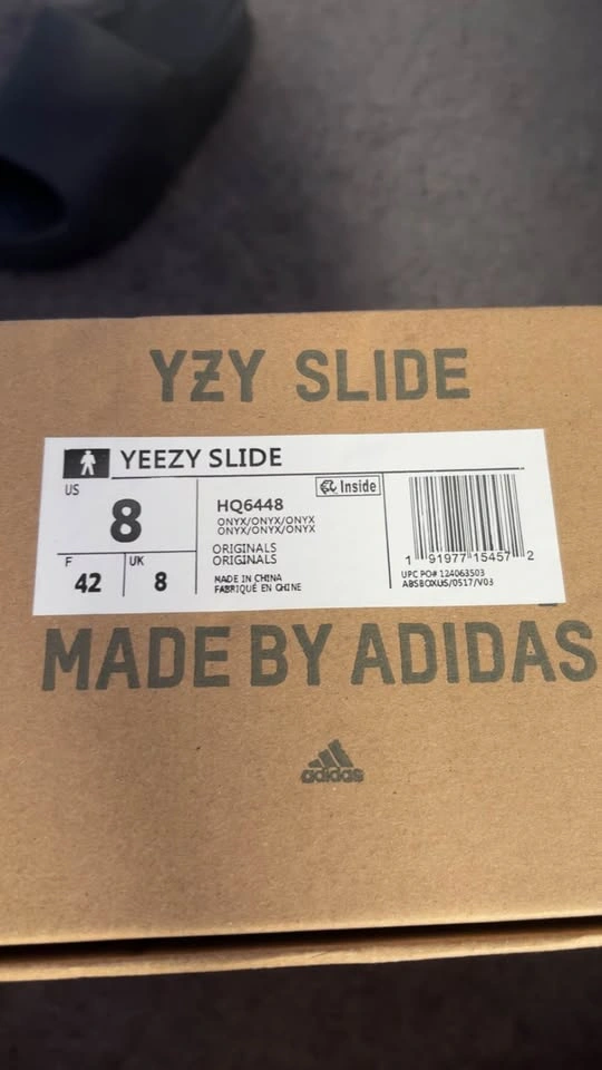 adidas Yeezy Slides Onyx - photo 5