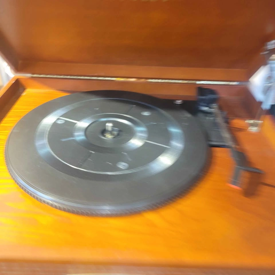 Crosley Record/CD Stereo - photo 3