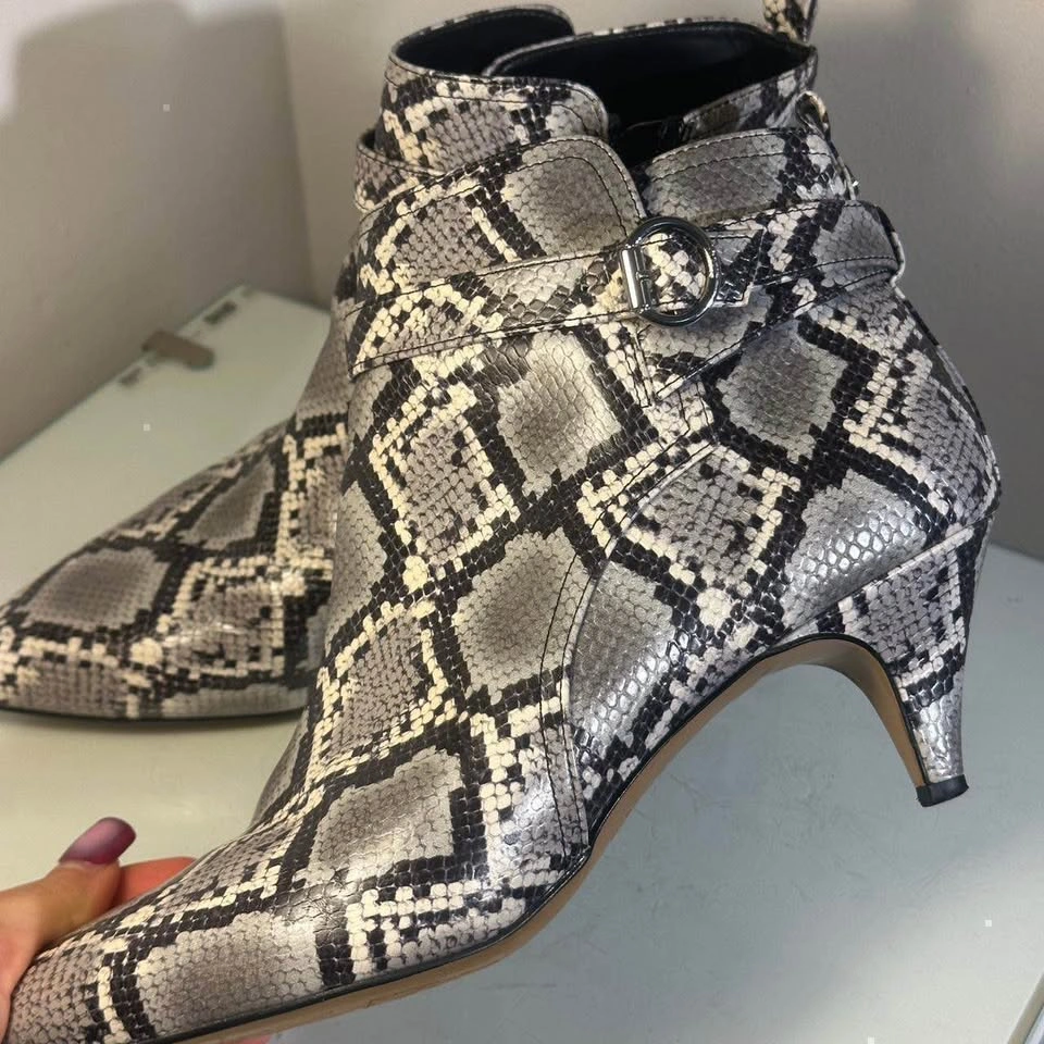 8.5 Snakeskin Ankle Boot Heels - photo 2