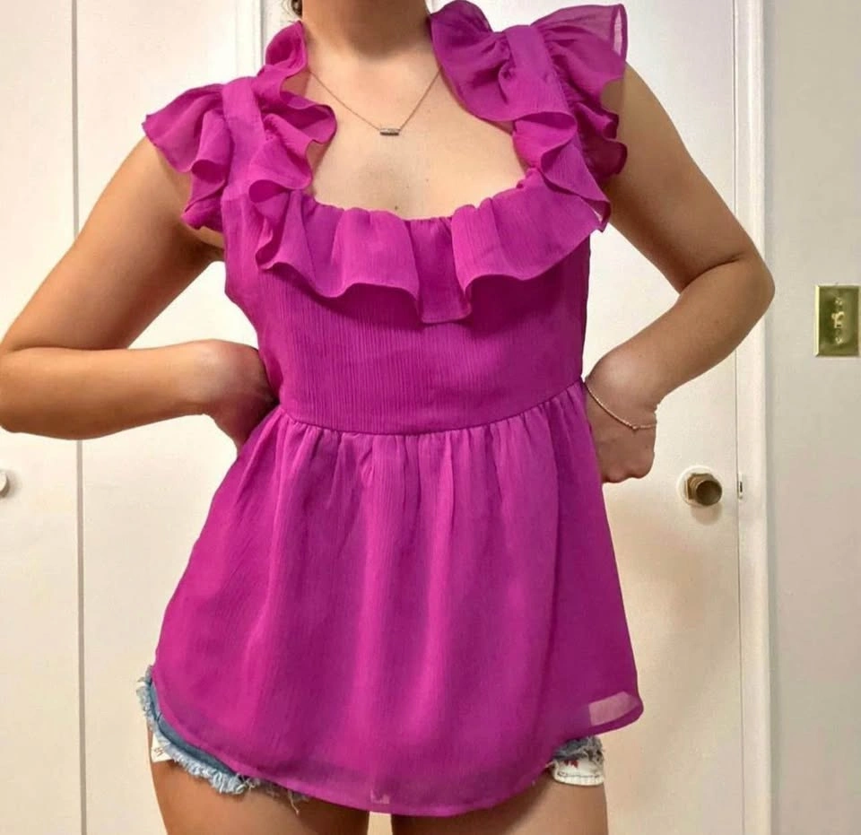 Banana Republic Ruffle Summer Top - photo 2