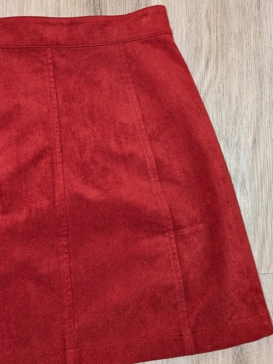 Aritzia Wilfred Free Suede Mini Skirt - Red - Size 4 - photo 3
