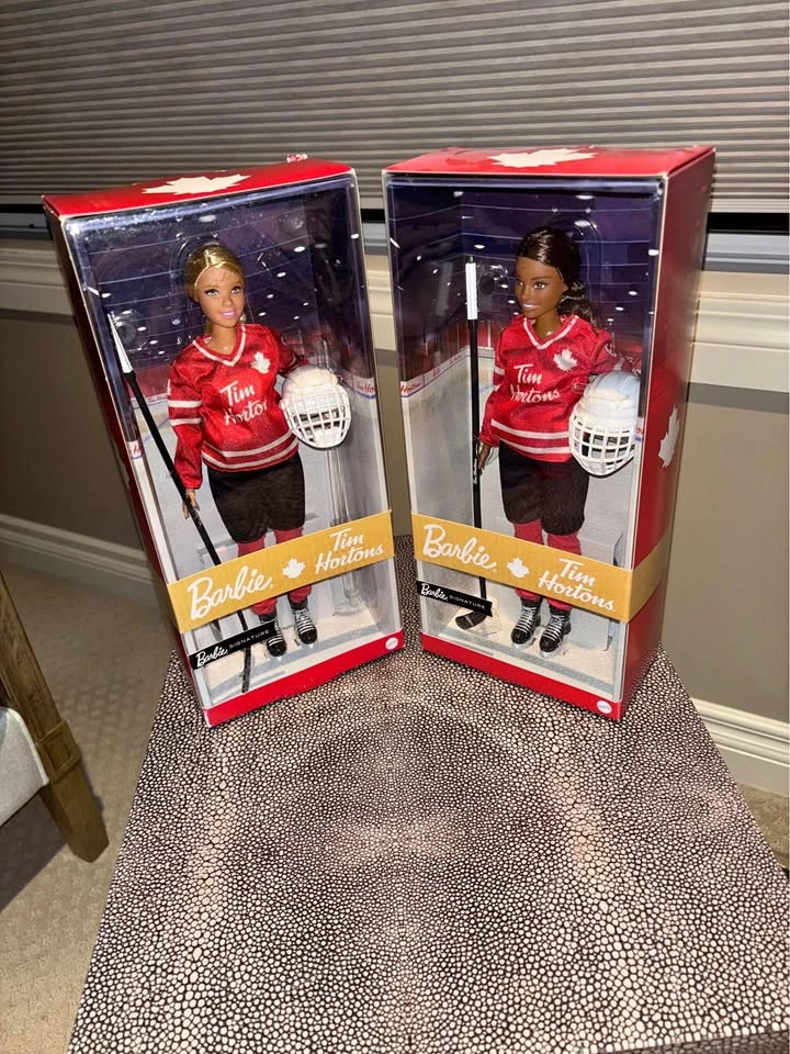 Tim Hortons Barbie Hockey Player Dolls (Pair) - Collectible