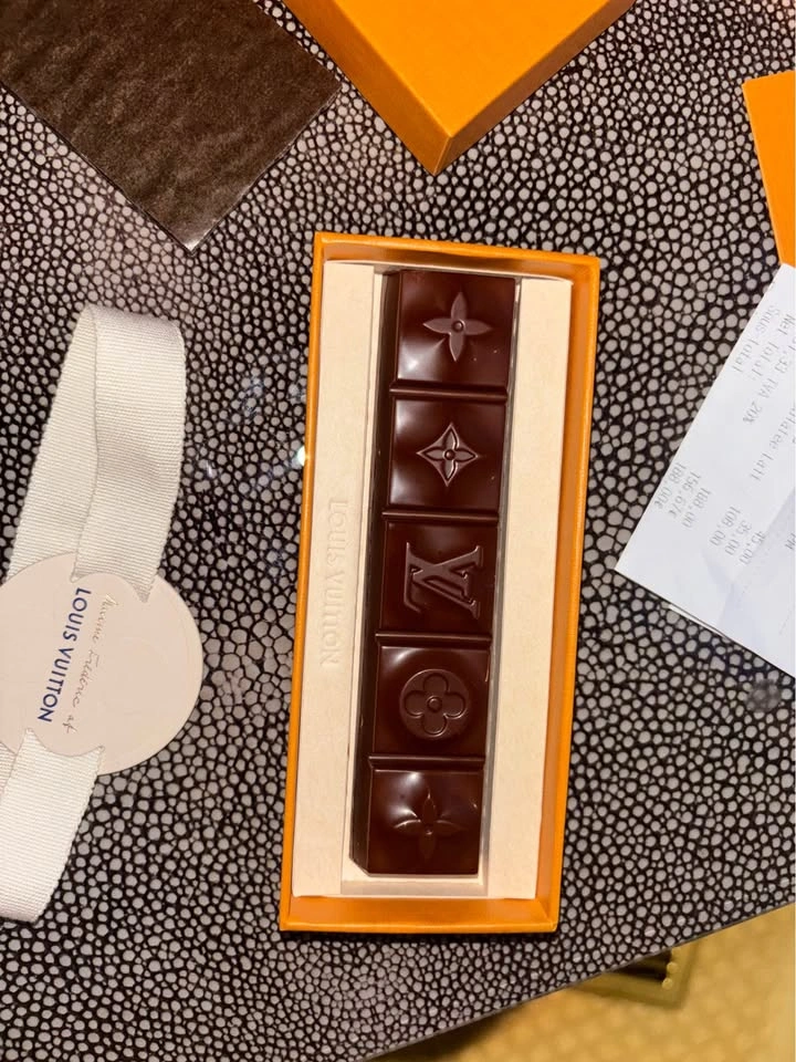 Louis Vuitton Dream Chocolate Box – Paris Exclusive - photo 4