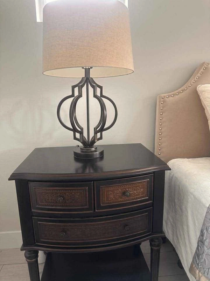 2 Solid Wood Dark Bronze Nightstand End Table 19D x 31.5H x 26.5 - photo 2