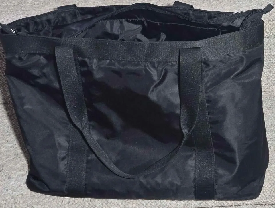 Under Armour Studio Packable Tote Bag. $20. - photo 4