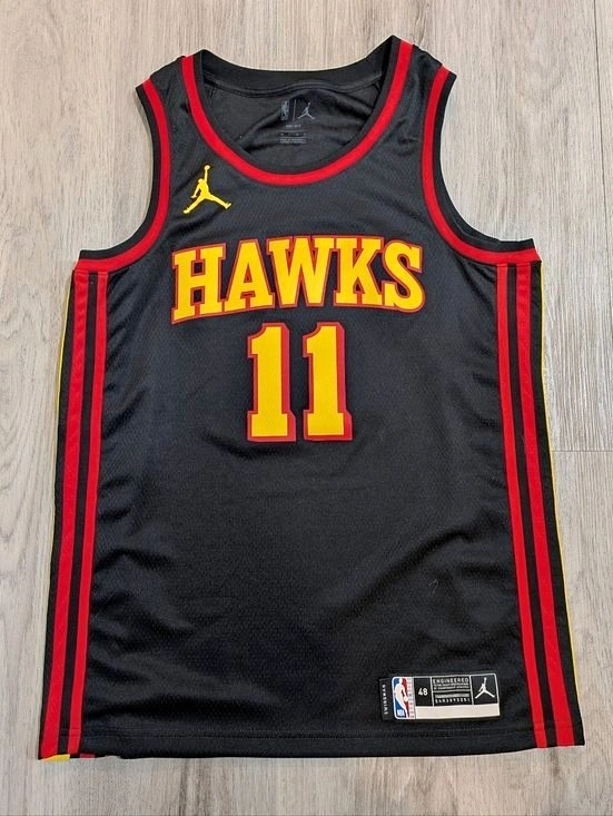 Nike Trae Young Atlanta Hawks Jersey - Size Large