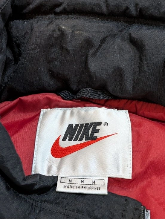 Vintage 90s Nike Black Sleeveless Puffer Vest - Size M - photo 3