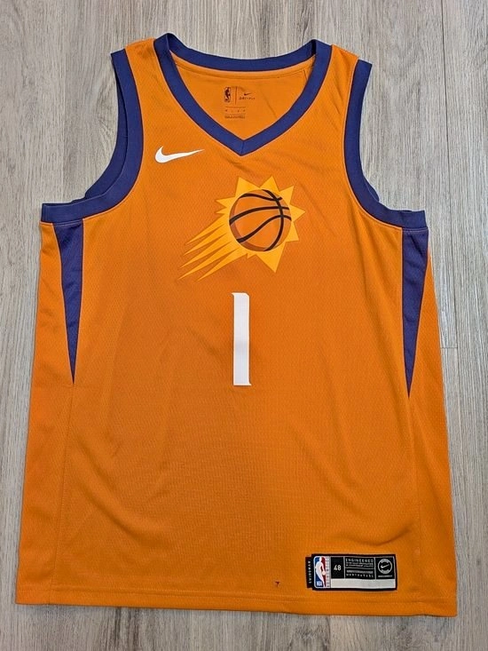 Nike Devin Booker Phoenix Suns Jersey - Size Large