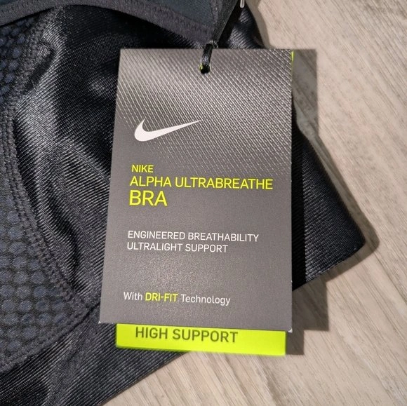 NWT Nike Alpha Ultrabreathe Sports Bra - Black - Size Small - photo 2