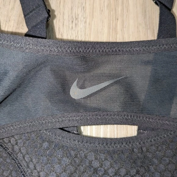 NWT Nike Alpha Ultrabreathe Sports Bra - Black - Size Small - photo 4