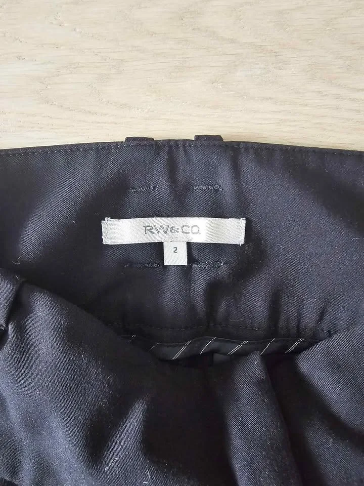 Size 2 RW&CO women's dress pants image indicator(2)