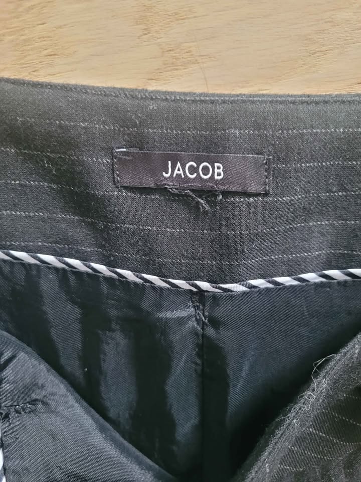 Size 4 Jacob pencil skirt - photo 3