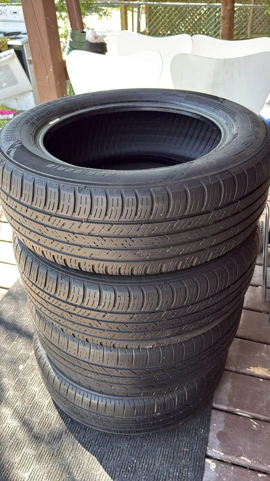 Set of 4 All Season Tires 205/60R16 - photo 3