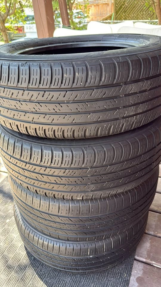 Set of 4 All Season Tires 205/60R16 - photo 5