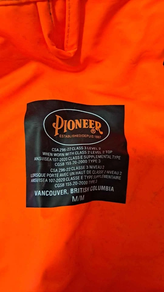 Pioneer FR Coveralls size Medium - photo 3