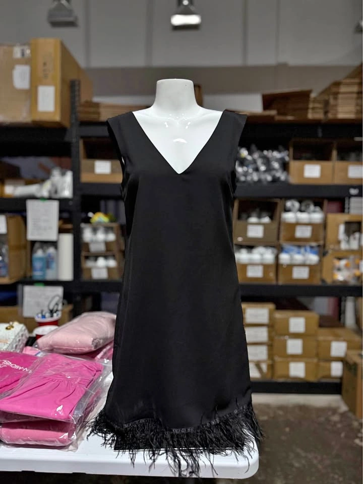 🔥Black Dress V neck- Icone
