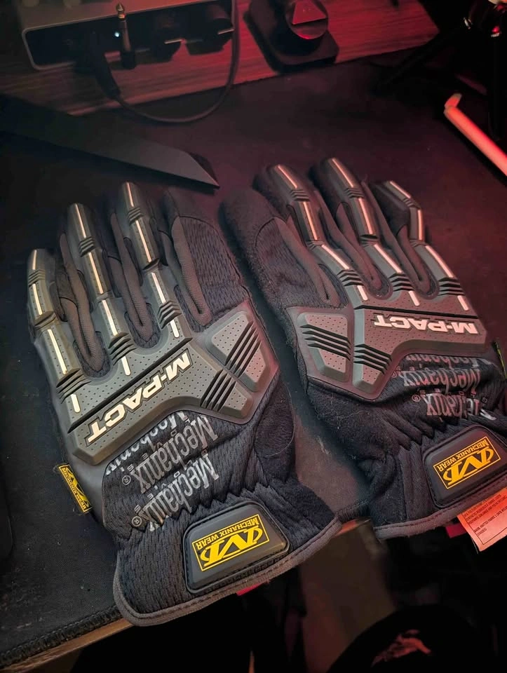 Mechanix Fastfit M-pact Gloves