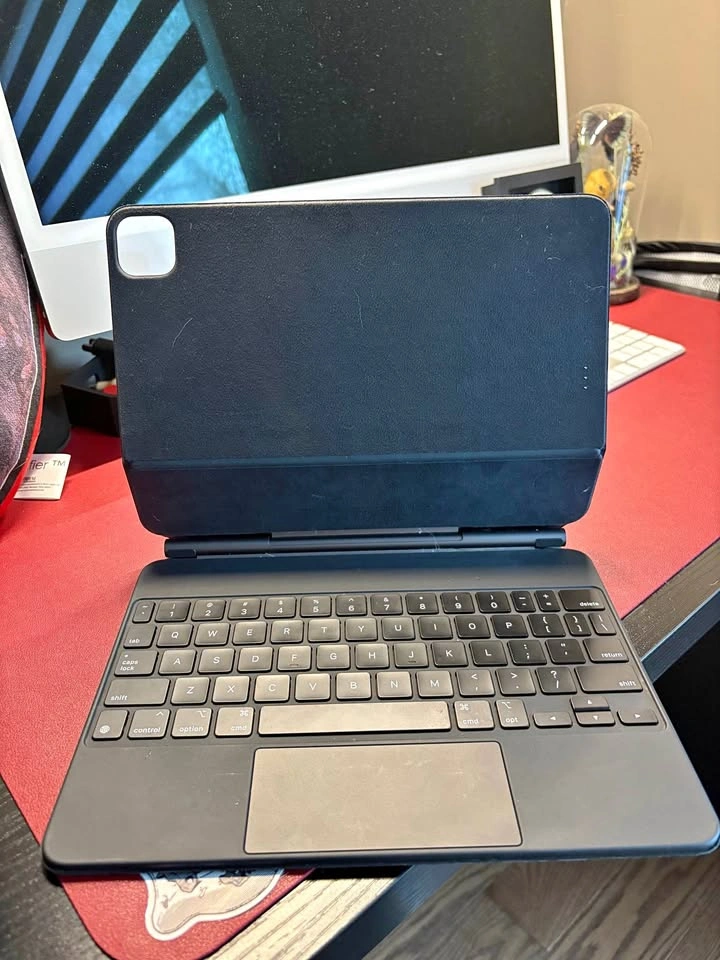 Magic Keyboard for iPad Air 11” (M4)