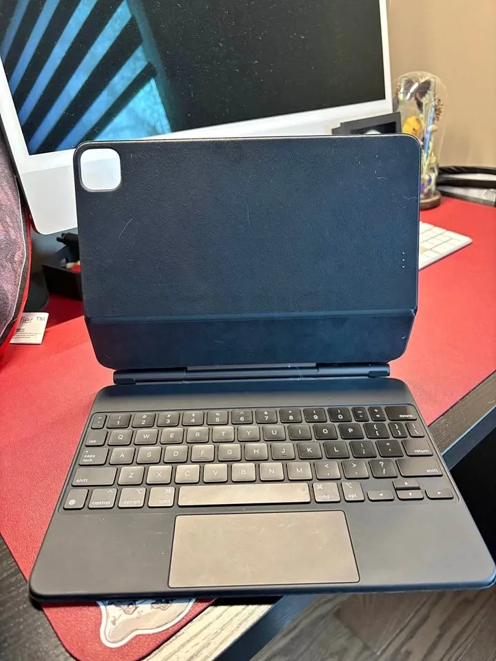 Magic Keyboard for iPad Air 11” (M4)
