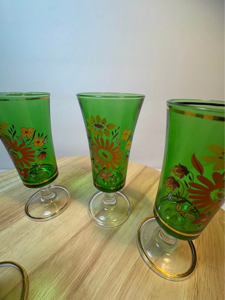 Mid-Century Modern Green Glass Goblets (Set of 4) - photo 2