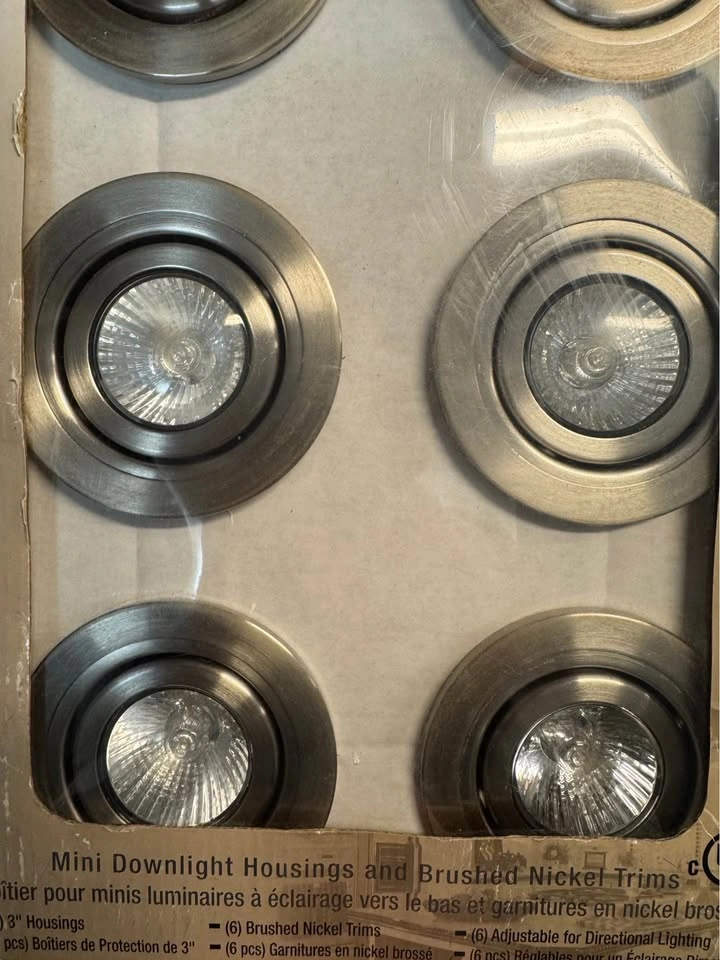 NEW IN BOX 3" recessed lighting kit 6 pack - photo 3