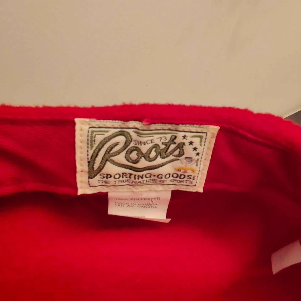 Vintage Roots Canada 2002 Olympic Team Red Fleece Cap - Size M - photo 4