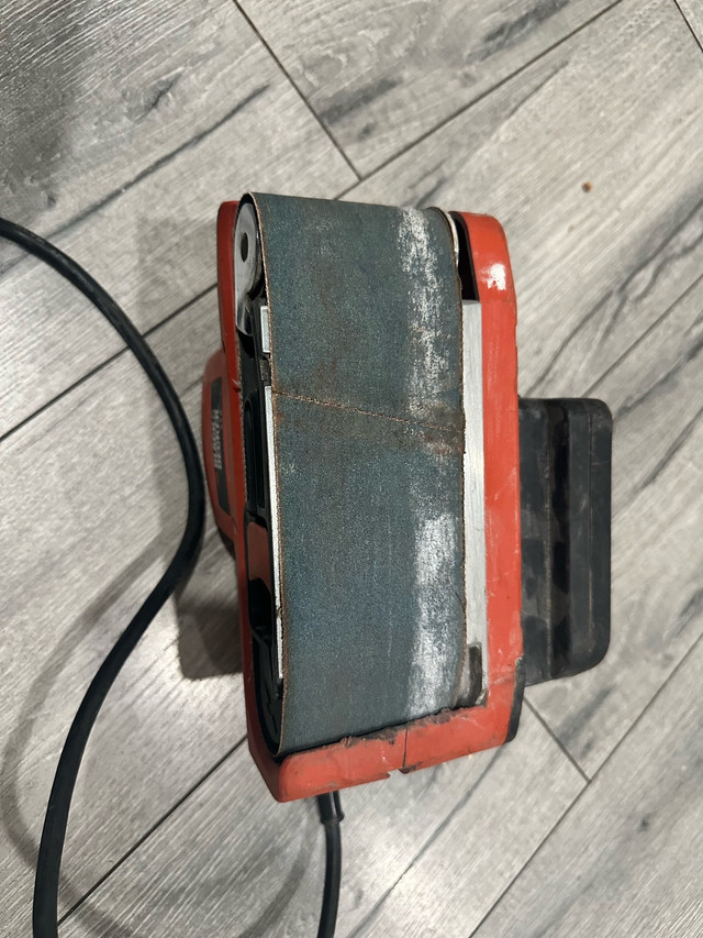 belt sander 18” black and decker used like new Ajax pickup only - photo 3