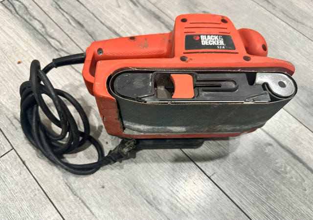 belt sander 18” black and decker used like new Ajax pickup only - photo 5