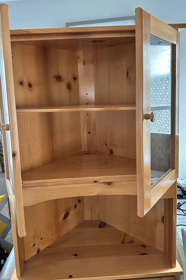 Corner Cabinet 71”x31” used like new - photo 4