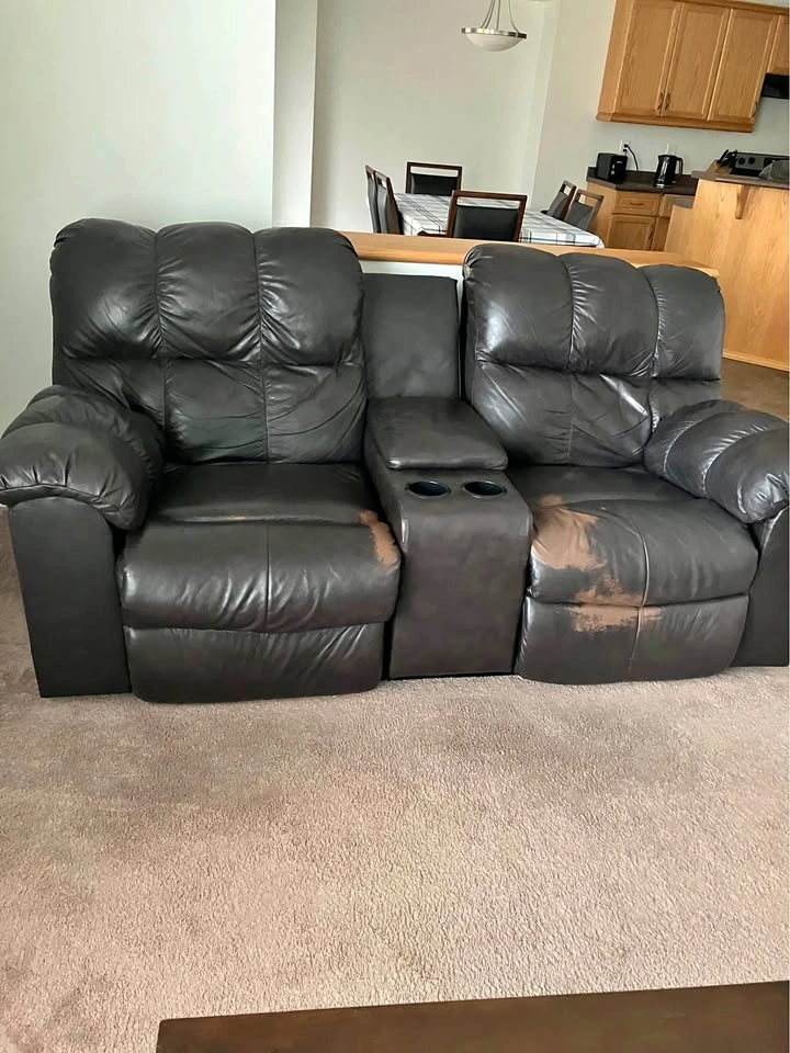 Top grain Leather love seat- Dark brown- console recliner