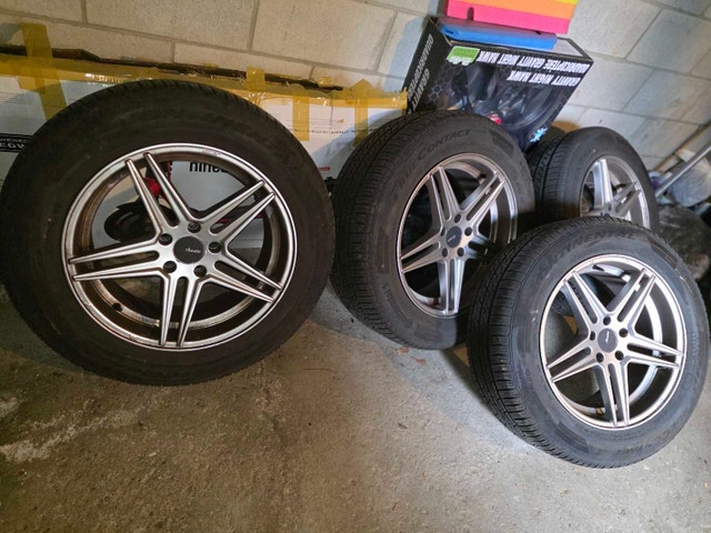 Continental TrueContact All Season Tires on Rims - photo 5