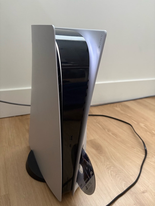 PS5 Starter Bundle - photo 2