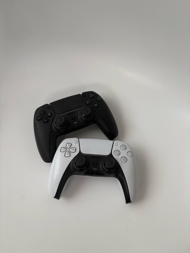 PS5 Starter Bundle - photo 3