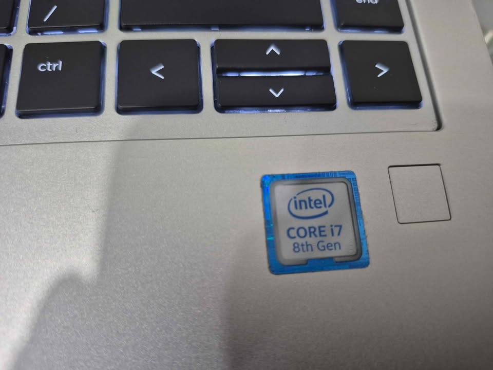 Hp elitebook 840 G5 i7 8th gen 16gbram 256gbssd Windows 11 pro - photo 3
