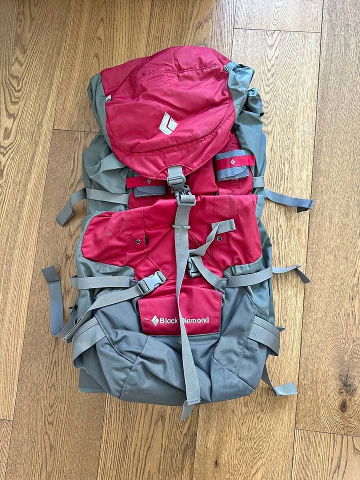 Black Diamond Sphynx L42 Hiking / Climbing Backpack