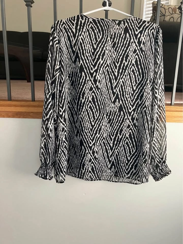 Cleo large blouse - worn twice - photo 4