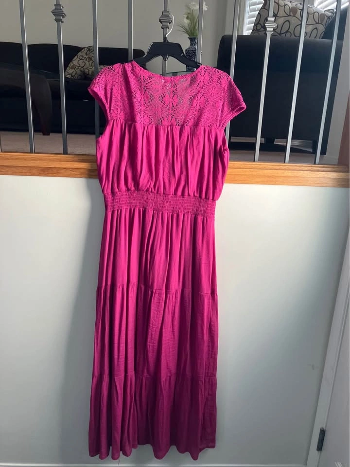 Large maxi dress worn once - photo 5