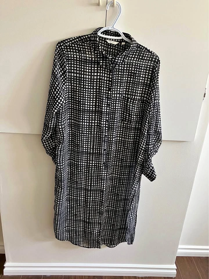 Dress shirt- Large