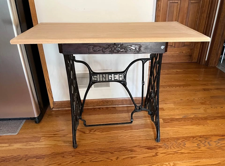 Antique Singer Sewing Treadle Table with Drawer - photo 2