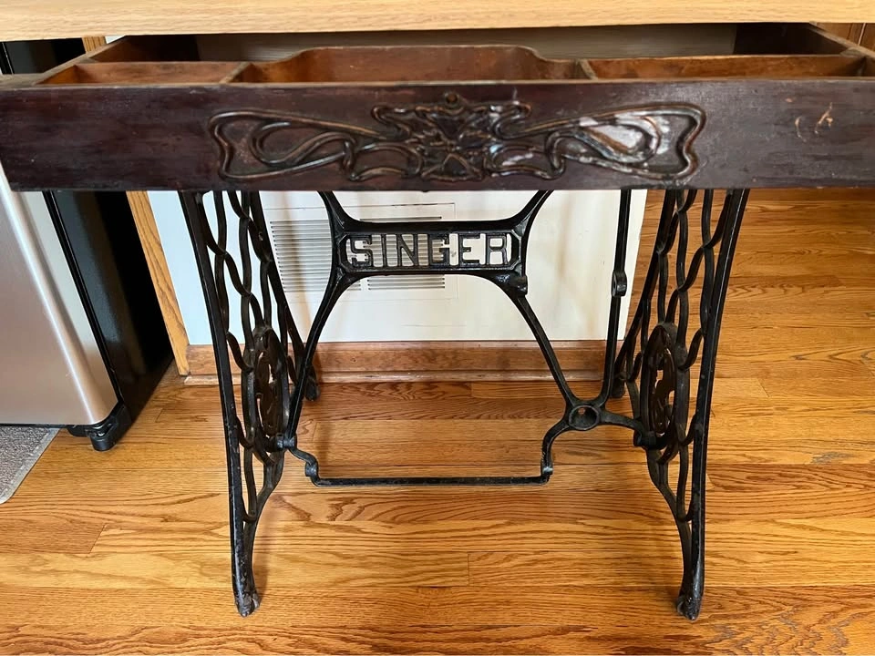 Antique Singer Sewing Treadle Table with Drawer - photo 3
