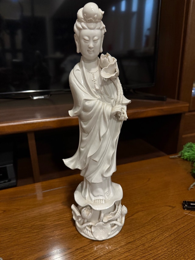Ceramic Guan Yin Statue
