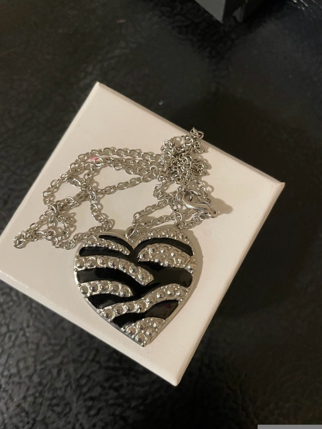 Lot of random jewelry - photo 2
