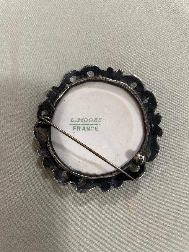Vintage Limoges France Brooch - photo 2