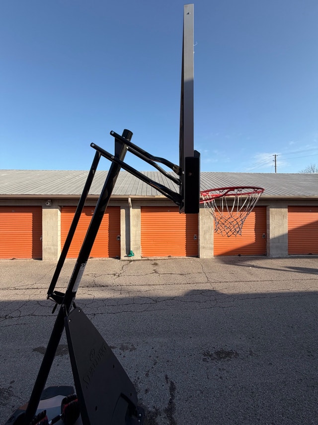 Spalding 60” Acrylic Hybrid Portable Basketball Hoop - photo 4