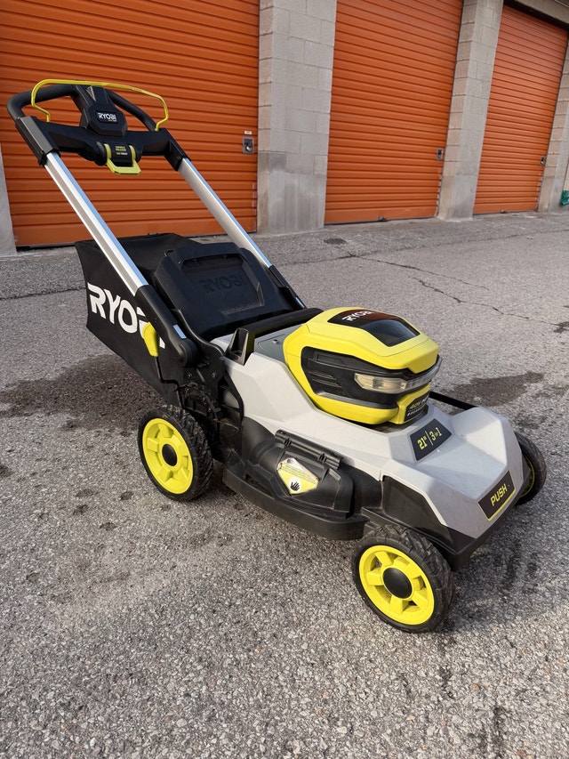 Ryobi 40V HP Brushless 21” Lawn Mower - photo 2