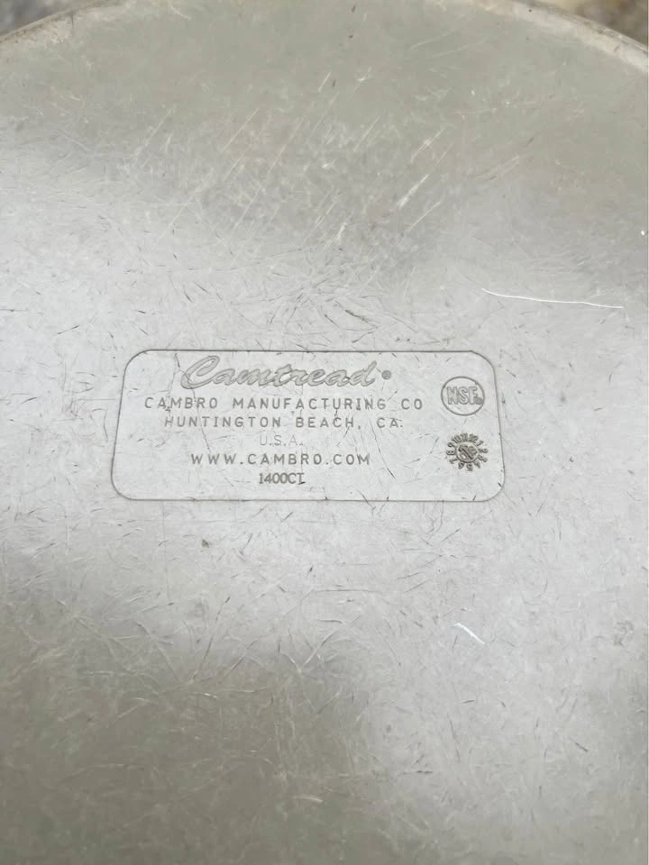 14 inch New Star Foodservice Non-Slip Tray Used - photo 2