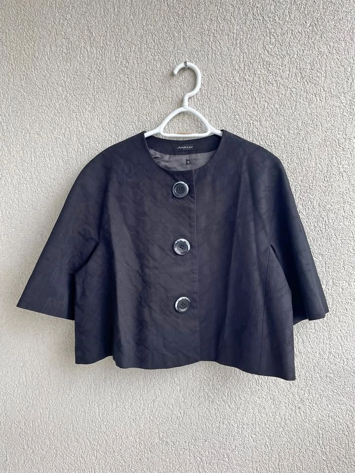 Atelier Cropped Jacket, Size 12 | Textured Button Blazer