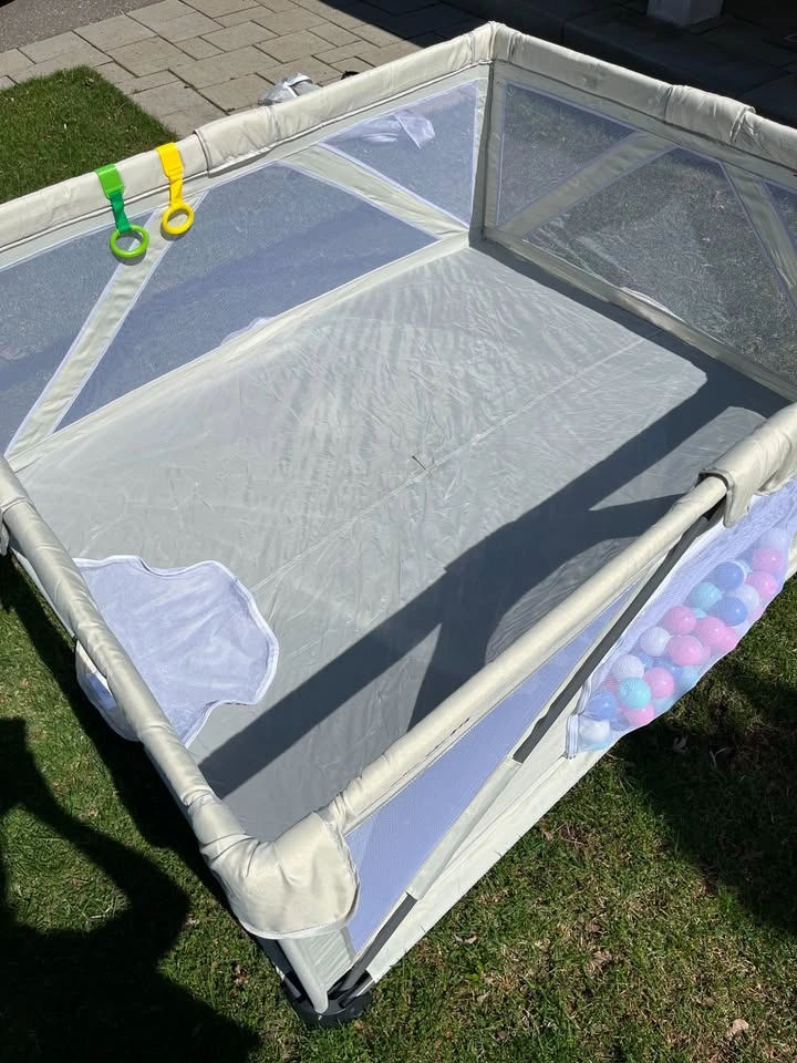Large Portable Baby Playpen / Play Yard (Beige) - photo 4
