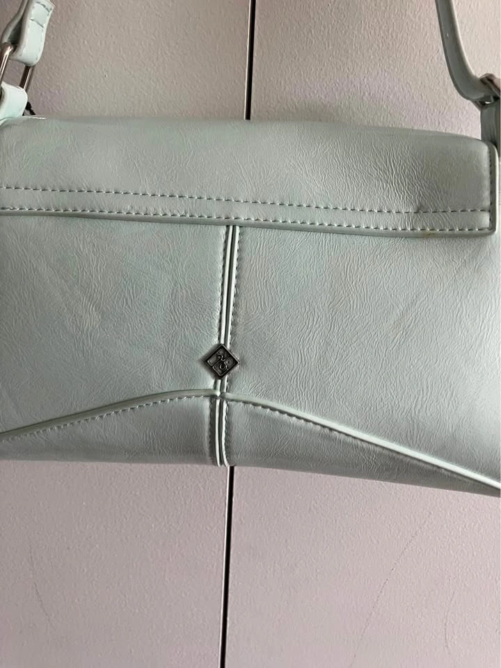 Call it spring purse - brand new with tag on - photo 4