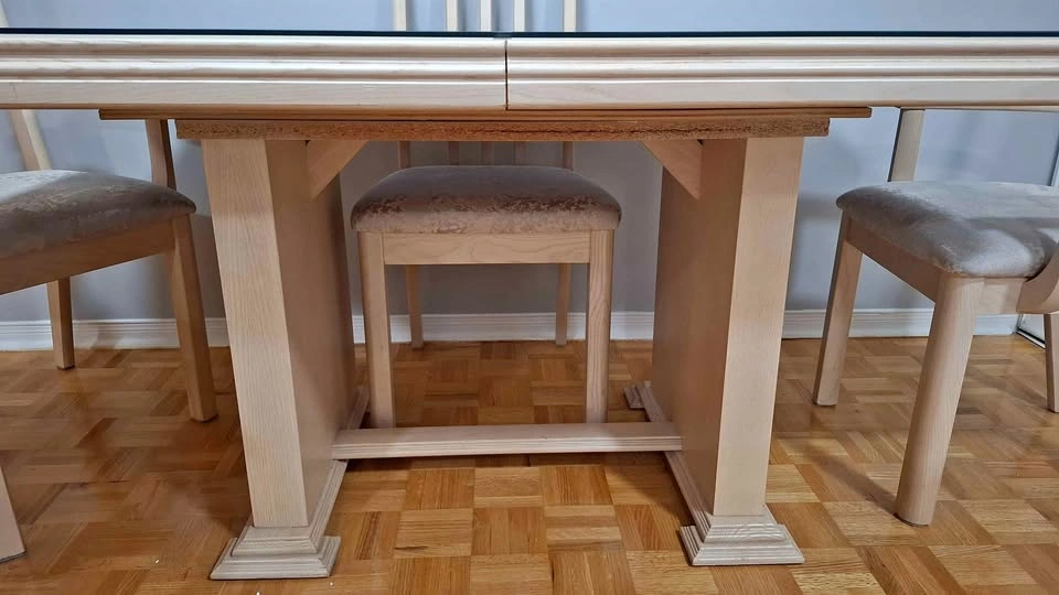 Beautiful Glass top Dining Table